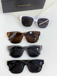 Picture of Balenciga Sunglasses _SKUfw55826957fw